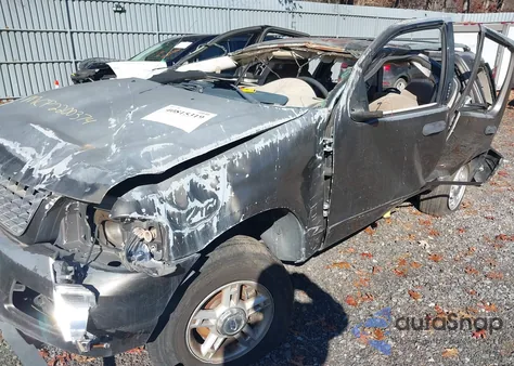 2004 Ford Explorer Nbx/Xlt z USA, uszkodzony, nr VIN 1FMZU73K64UA48579